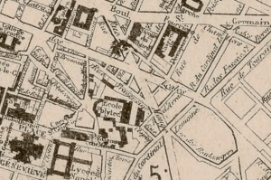 À l'angle des rue Monge et des Écoles, le square Monge